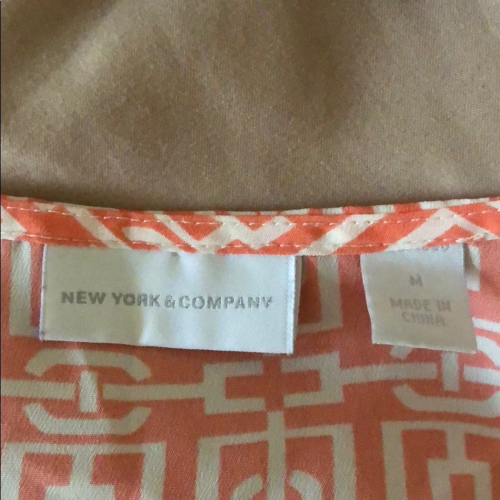 NY&CO blouse with removable belt - Picture 5 of 8